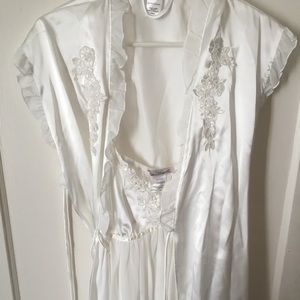Bridal sleepwear